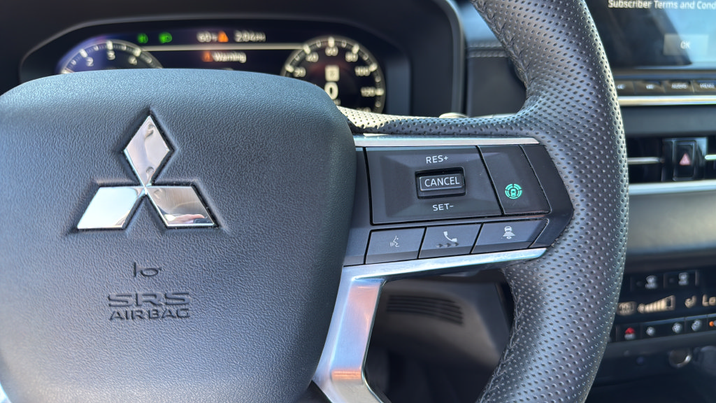 Used 2022 Mitsubishi Outlander SEL AWD/4WD image 26