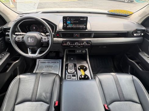 Used 2024 Honda Pilot EX-L image 11