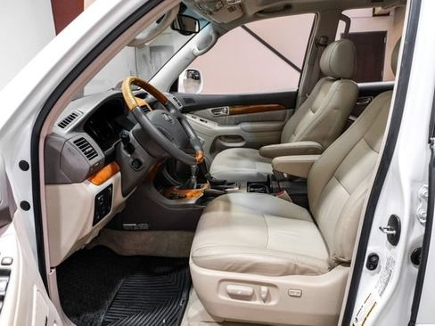 Used 2004 Lexus GX 470 AWD/4WD image 4