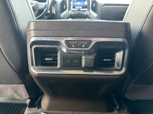 Used 2023 GMC Sierra 3500 Denali w/ Technology Package image 34