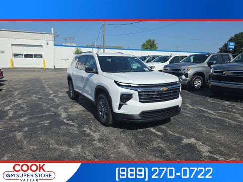 New 2026 Chevrolet Traverse LT w/ LPO, Floor Liner Package FWD image 1