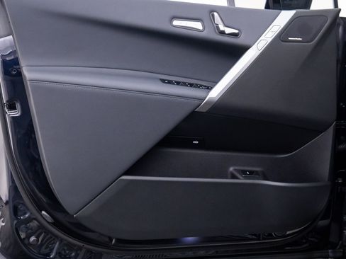 New 2026 BMW iX xDrive60 w/ M Sport Package image 13