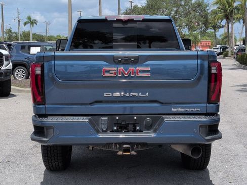 Used 2024 GMC Sierra 2500 Denali w/ Denali Reserve Package AWD/4WD image 6