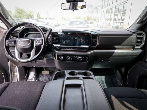 Used 2023 GMC Sierra 1500 Elevation AWD/4WD image 17