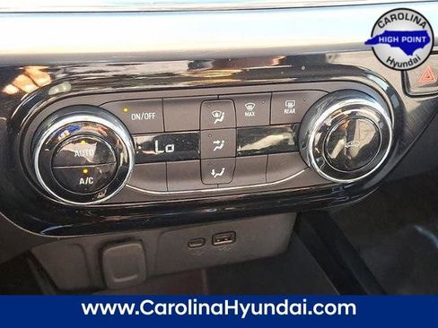 Used 2024 Chevrolet Trax LT image 15