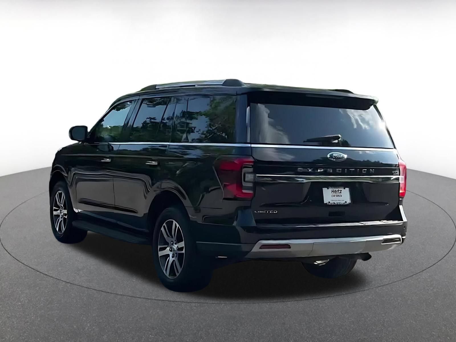 Used 2024 Ford Expedition Limited AWD/4WD image 10