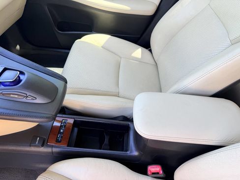 Used 2010 Lexus HS 250h FWD image 19