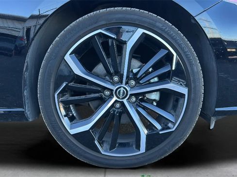 Used 2025 Nissan Altima 2.5 SR image 32