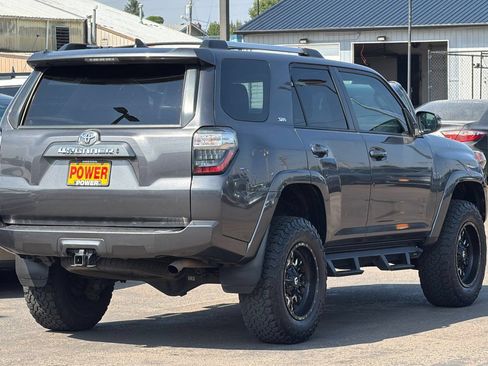 Used 2020 Toyota 4Runner SR5 Premium w/ Moonroof Package AWD/4WD image 3