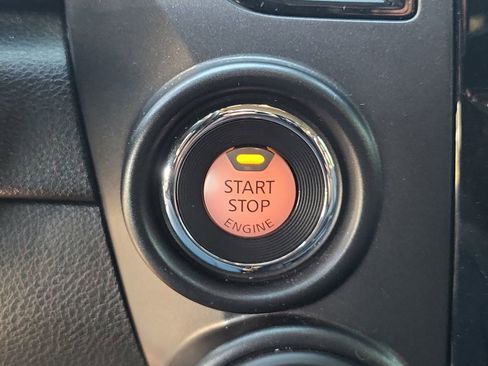 Used 2023 Nissan Titan PRO-4X w/ Pro-4x Convenience Package image 21