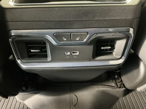 Used 2023 Chevrolet Silverado 1500 LTZ AWD/4WD image 15