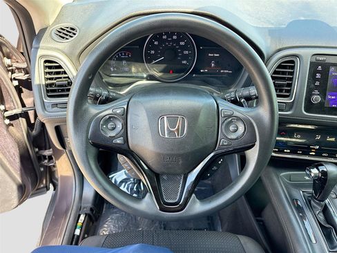 Used 2020 Honda HR-V EX image 11