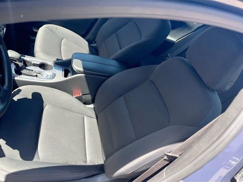 Used 2025 Chevrolet Malibu LT FWD image 18