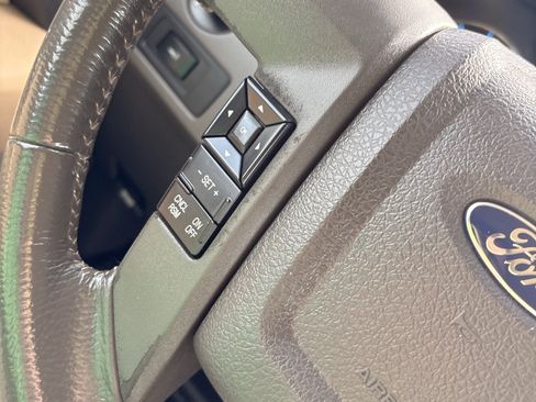 Used 2013 Ford F150 XLT w/ Luxury Equipment Group AWD/4WD image 12