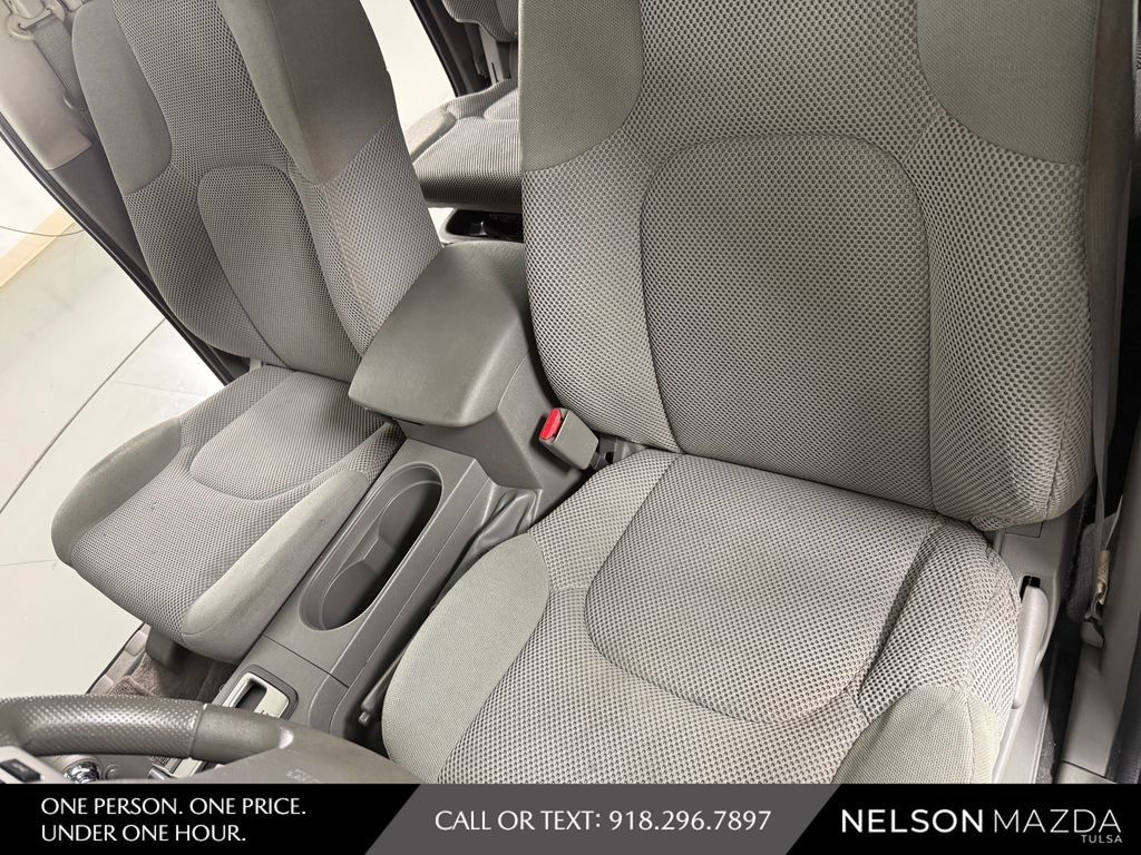Used 2019 Nissan Frontier SV RWD image 21