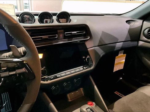 New 2025 Nissan Z NISMO w/ Floor Mat Package image 5