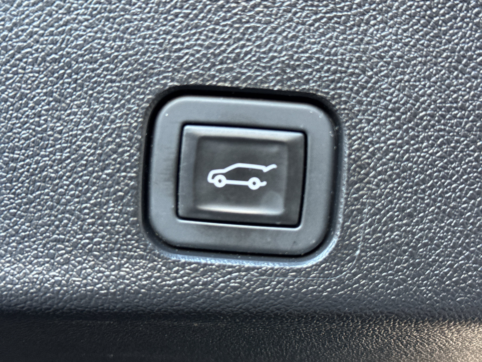 Used 2026 Chevrolet Traverse RS AWD/4WD image 24