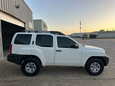 Used 2014 Nissan Xterra X image 7