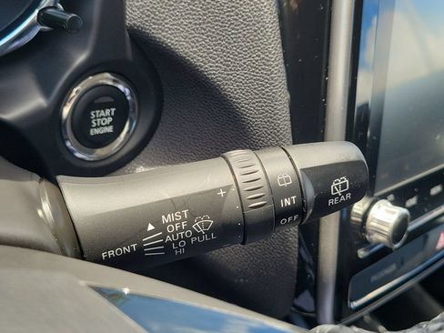 Used 2025 Mitsubishi Outlander Sport AWD image 12