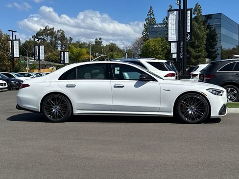 Used 2024 Mercedes-Benz S 63 AMG S image 2