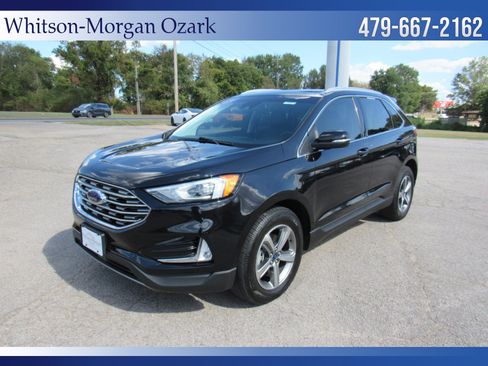 Used 2020 Ford Edge SEL w/ Convenience Package FWD image 4