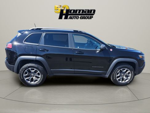 Used 2021 Jeep Cherokee Trailhawk AWD/4WD image 6