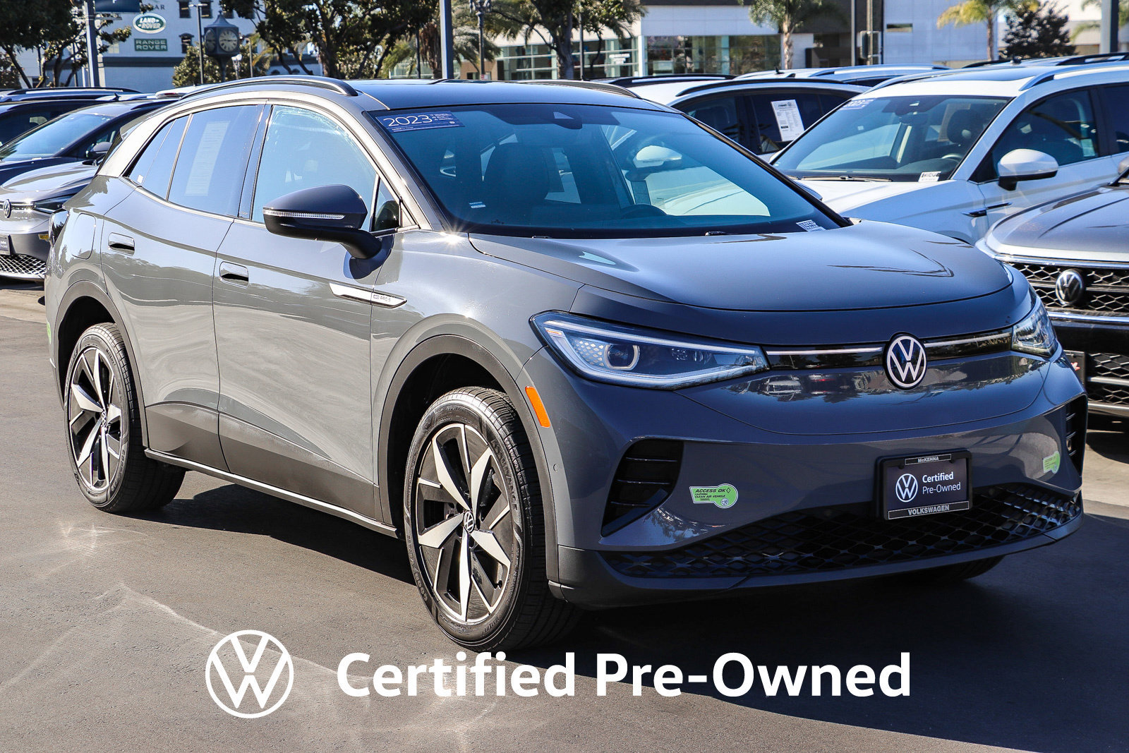 Used 2023 Volkswagen ID.4 Pro S AWD/4WD image 4