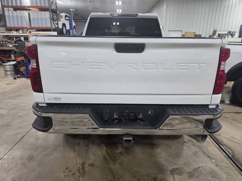 Used 2022 Chevrolet Silverado 2500 LT w/ Convenience Package AWD/4WD image 7