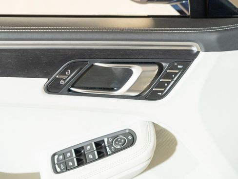 Certified 2023 Porsche Macan GTS AWD/4WD image 17