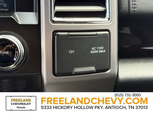 Used 2016 Ford F150 Platinum w/ Equipment Group 701A Luxury AWD/4WD image 32