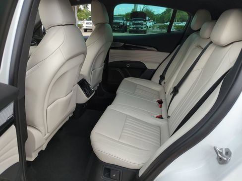 Used 2023 Maserati Grecale Modena AWD/4WD image 23