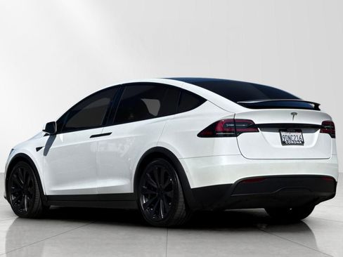 Used 2022 Tesla Model X Base image 5