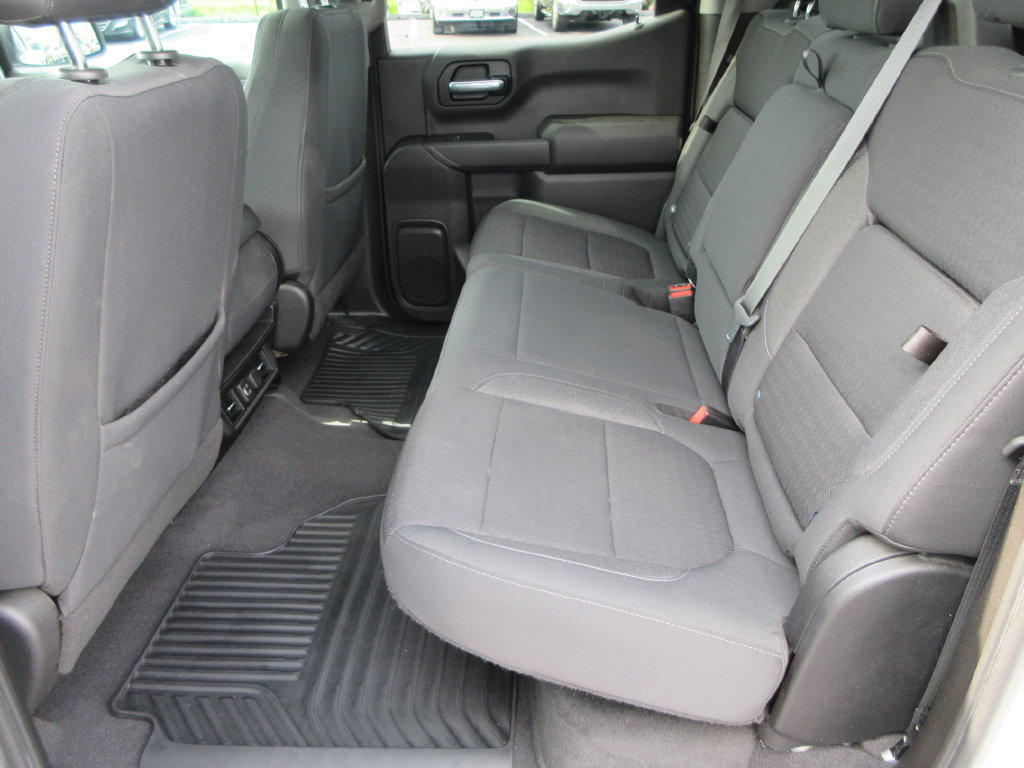 Certified 2021 Chevrolet Silverado 1500 LT w/ Convenience Package II AWD/4WD image 15