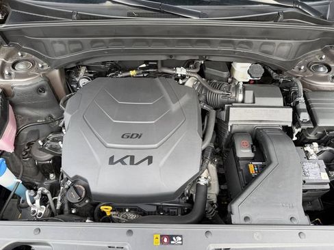 Certified 2022 Kia Telluride SX w/ Towing Package FWD image 49