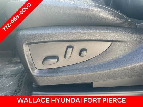 Used 2018 Chevrolet Silverado 1500 LTZ RWD image 17