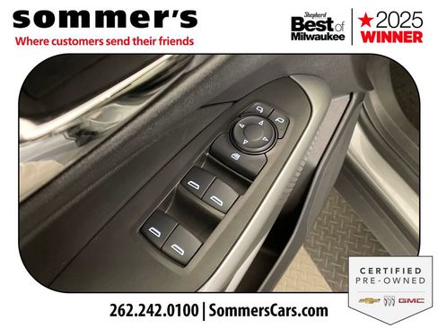 Used 2024 Chevrolet Trax RS w/ Driver Confidence Package FWD image 12