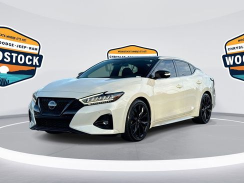 Used 2023 Nissan Maxima SR w/ Sport Mat Group image 1