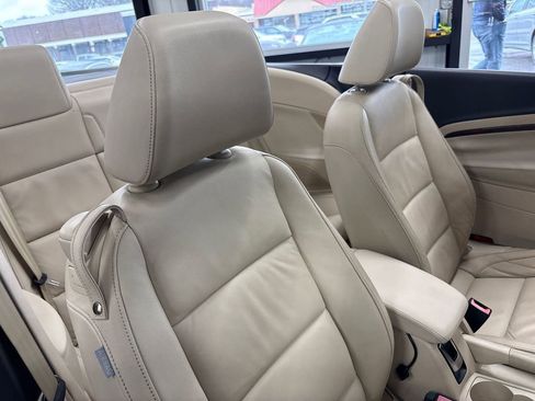 Used 2012 Volkswagen Eos Executive image 47
