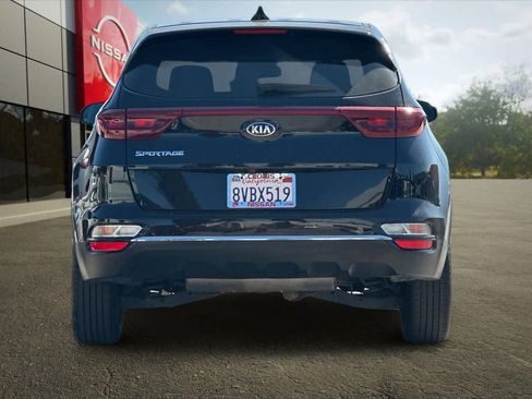 Used 2021 Kia Sportage LX image 8