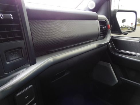 Used 2025 Ford F150 Raptor image 23