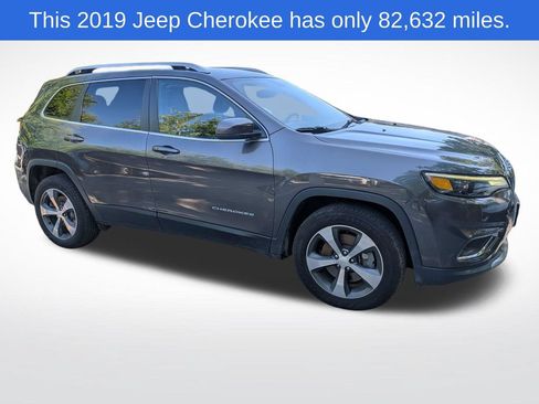Used 2019 Jeep Cherokee Limited AWD/4WD image 1