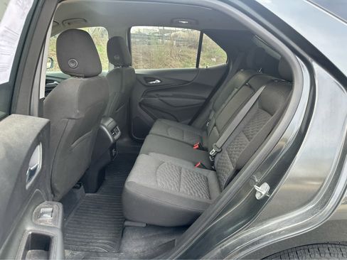 Used 2020 Chevrolet Equinox LT w/ Driver Convenience Package image 20