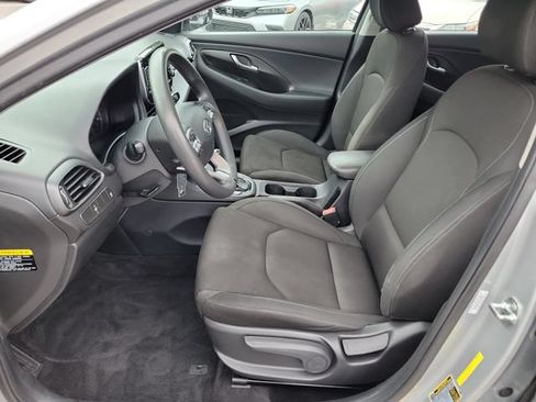 Used 2020 Hyundai Elantra GT FWD image 19