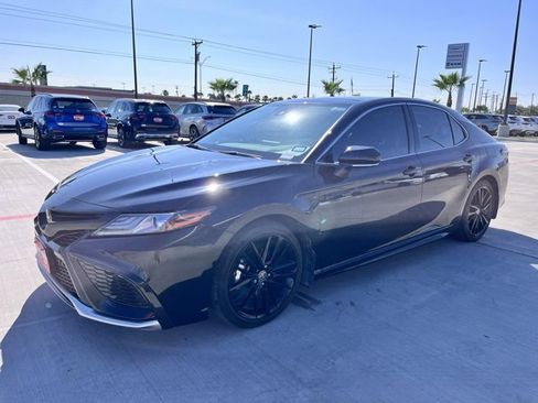 Used 2024 Toyota Camry XSE image 3