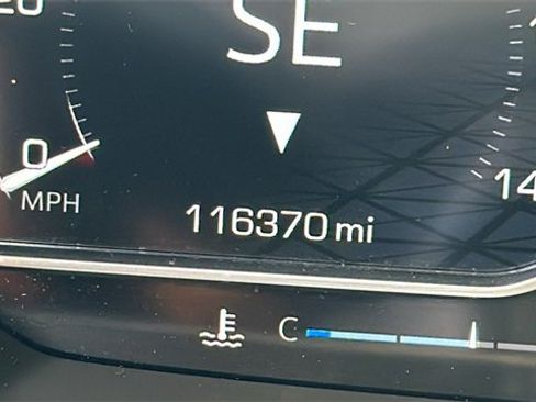 Used 2022 GMC Yukon AT4 w/ Max Trailering Package image 7