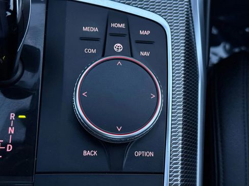 Used 2019 BMW 330i Sedan w/ M Sport Package image 38