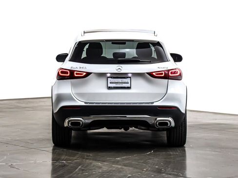 Certified 2021 Mercedes-Benz GLA 250 4MATIC image 5