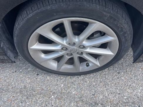 Used 2012 Lexus CT 200h Premium w/ Premium Audio Pkg FWD image 7