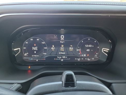 Used 2024 GMC Yukon Denali Ultimate image 15