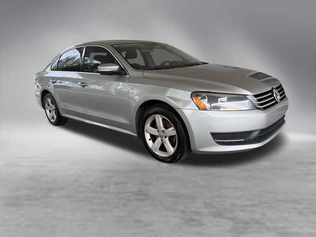 Used 2012 Volkswagen Passat 2.5 SE FWD image 2